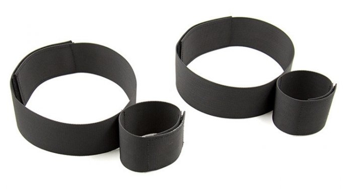 Accessoire d'attache Poignets-Cuisses – Image 3